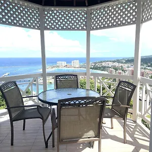 oceanbreeze-jamaica-penthouse-7-minute-walk-to-beach.comcaribbean.com/